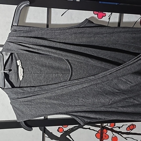 Athleta Sleeveless Gray Wrap Dress Size Small - Picture 3 of 6